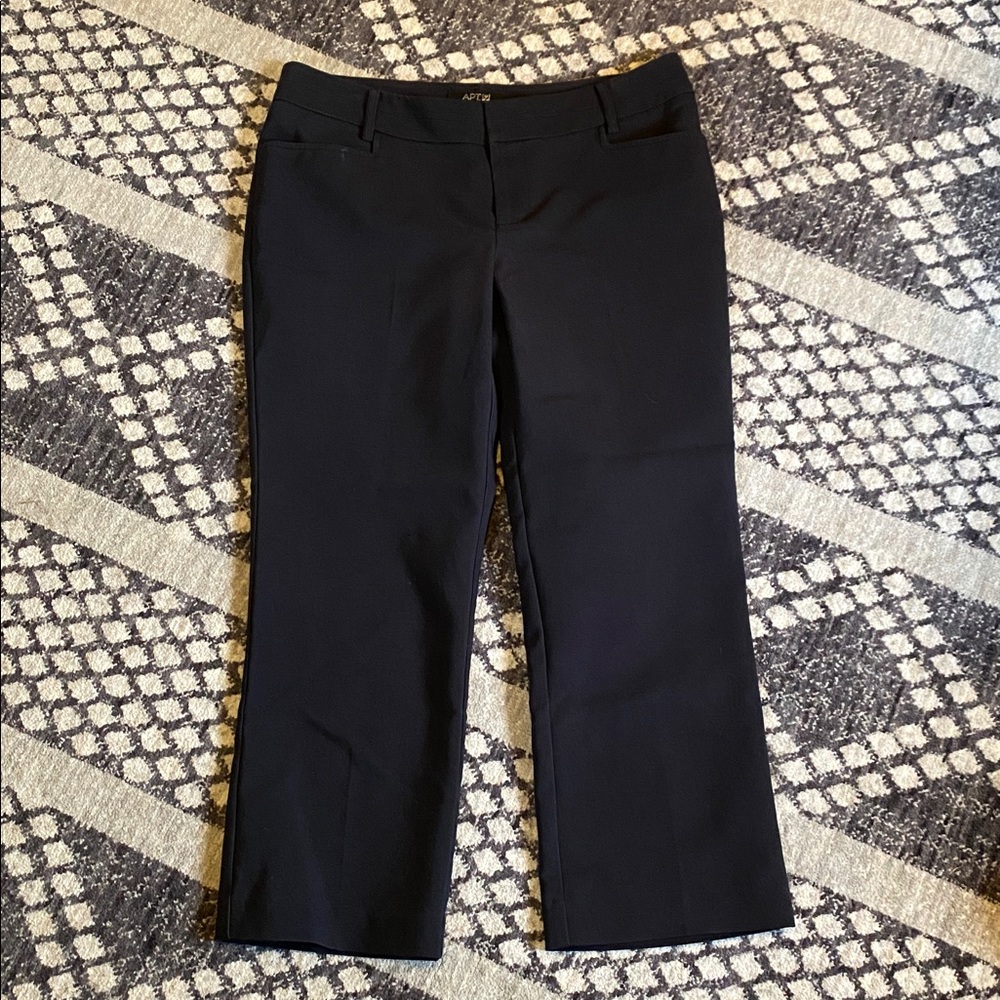 Apt. 9 Curvy Fit Black Capri Pants - Size: 4